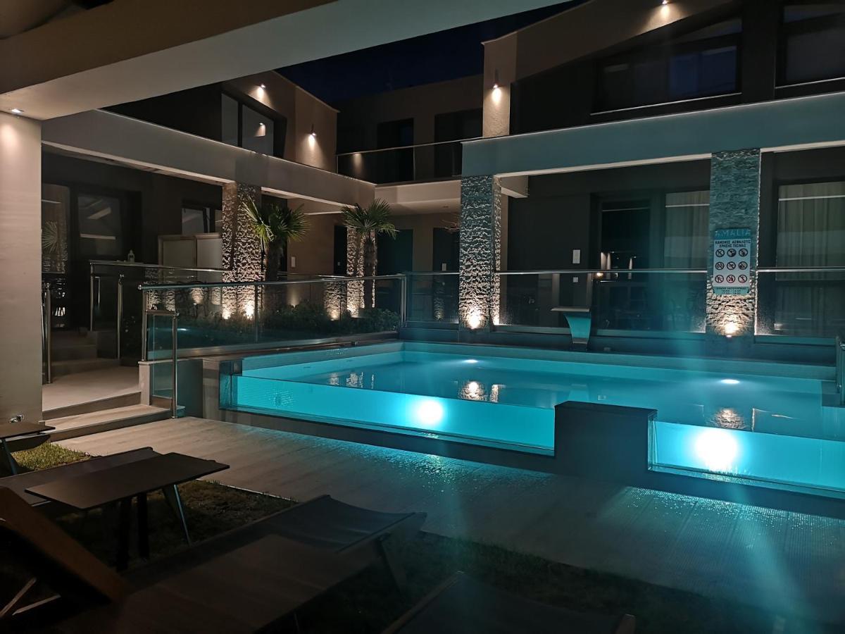 Amalia Deluxe Villas Vrasná Exteriör bild