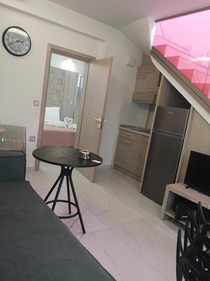 Amalia Deluxe Villas Vrasná Exteriör bild